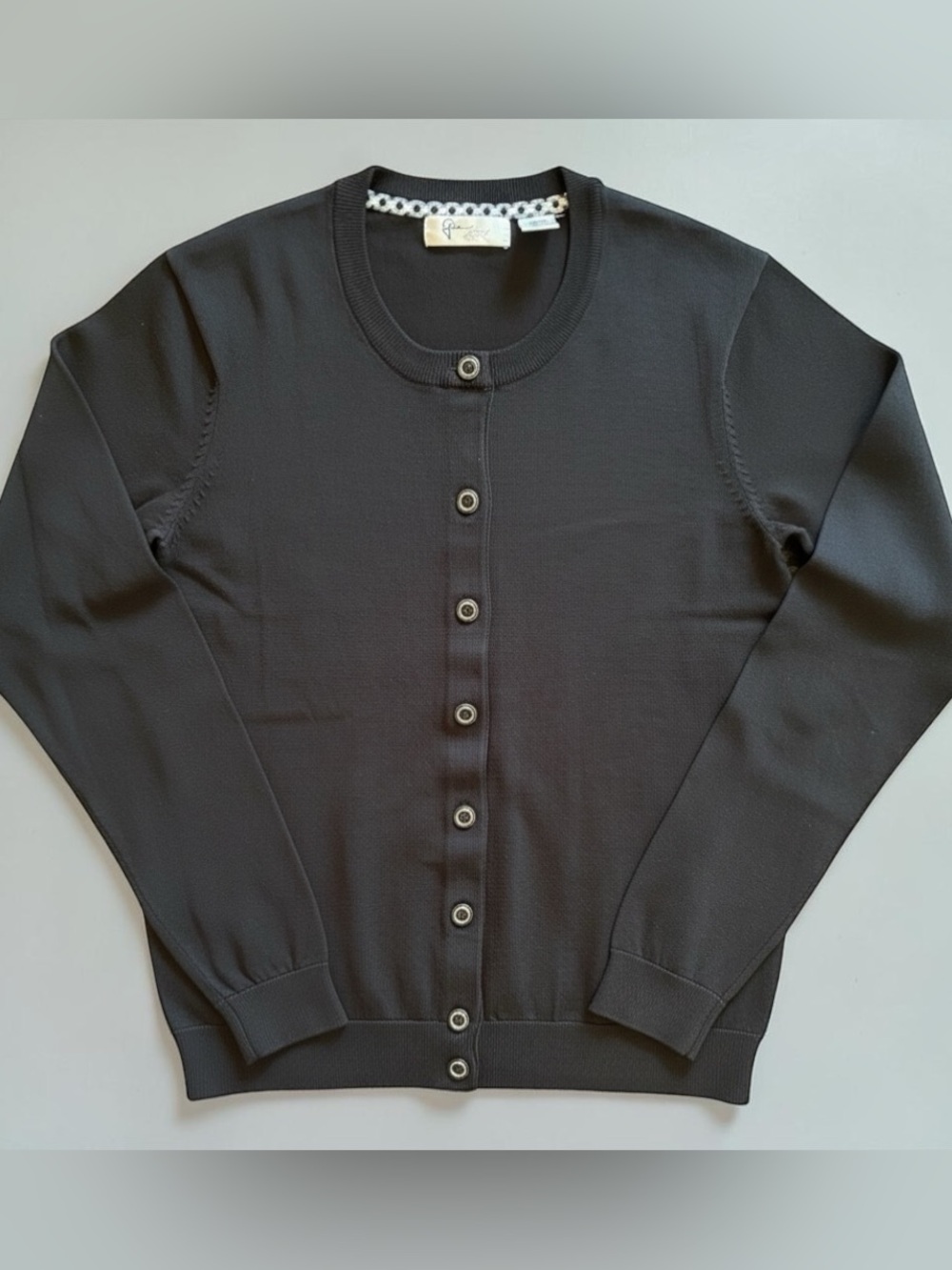 Greg Norman Cardigan Checkered Placket
Black Button One Wear Sz M | EUC